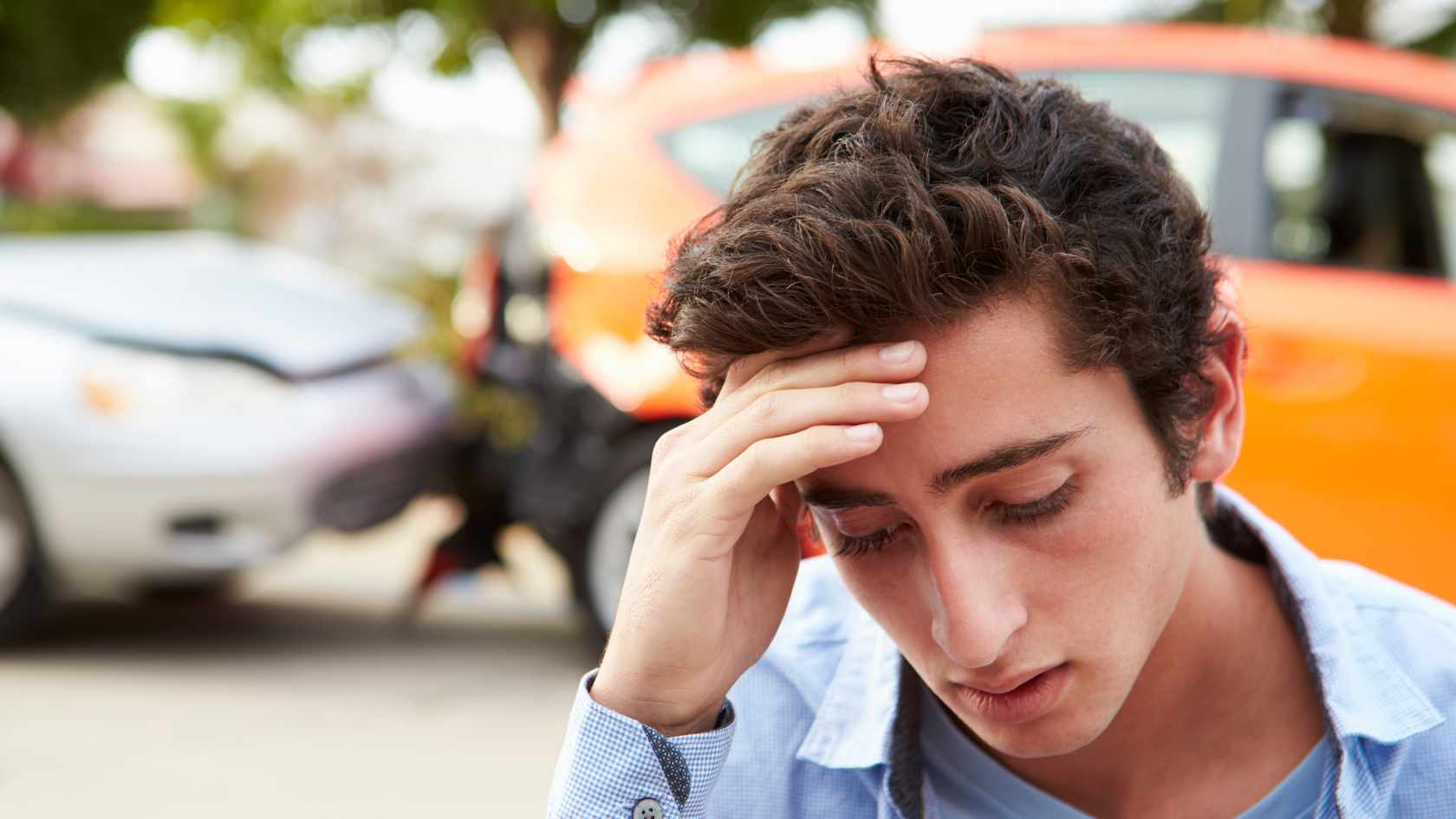 two car collided one man in tension