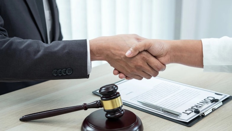 Trusted Florida truck accident lawyer helping client with fair compensation